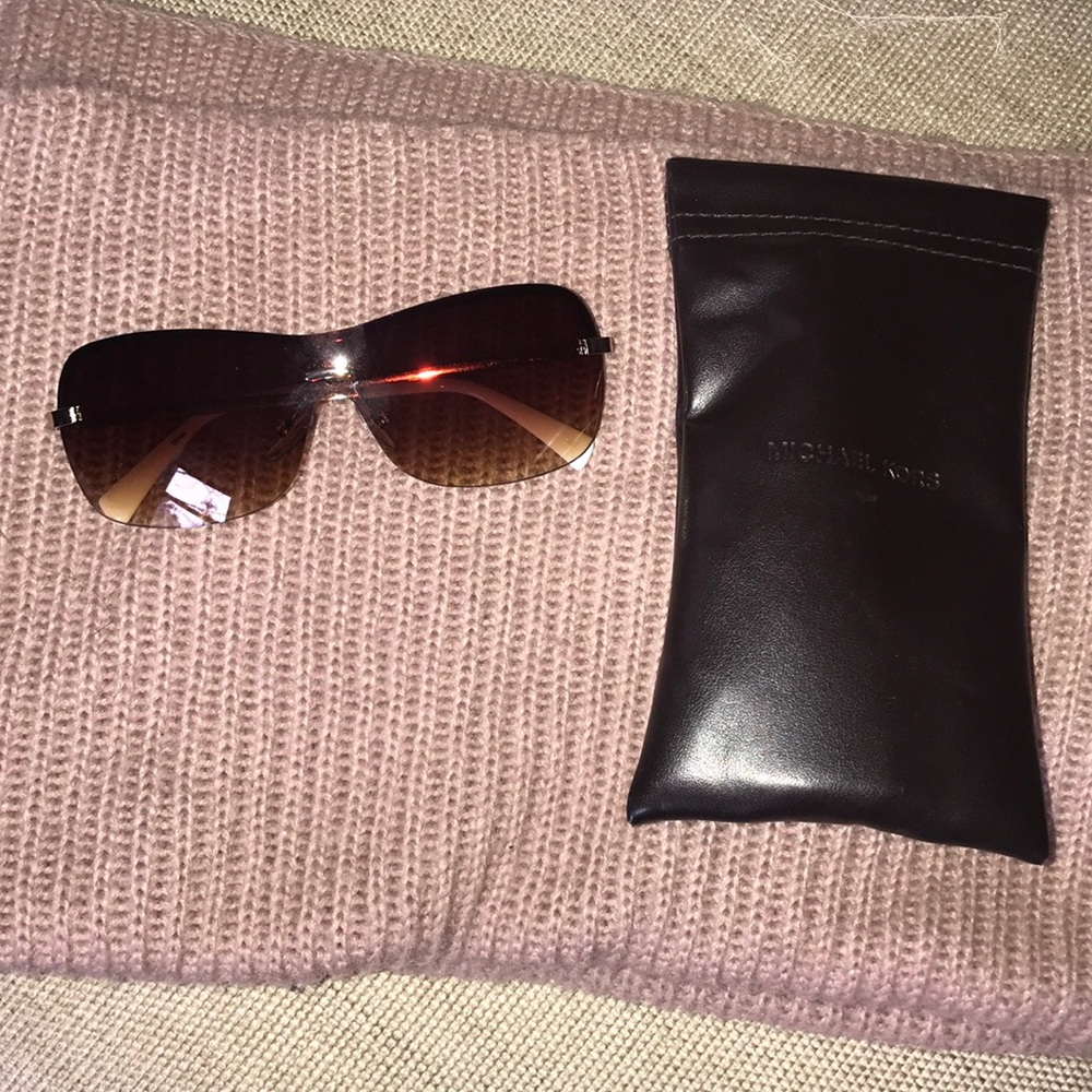 Michael Kors Sun Glasses 👓